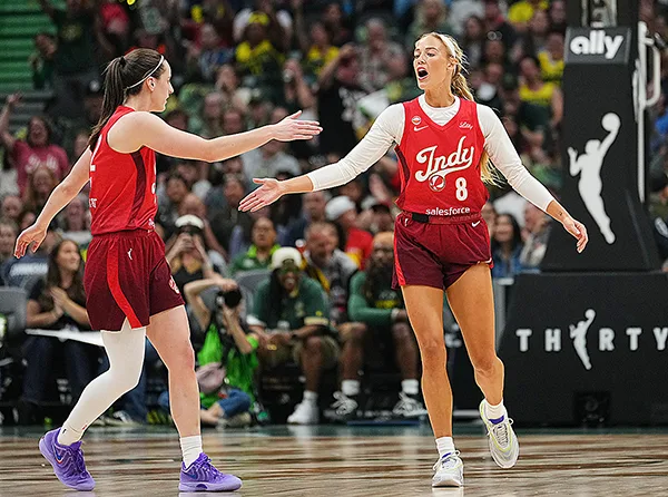 Storm comeback falls short to Fever